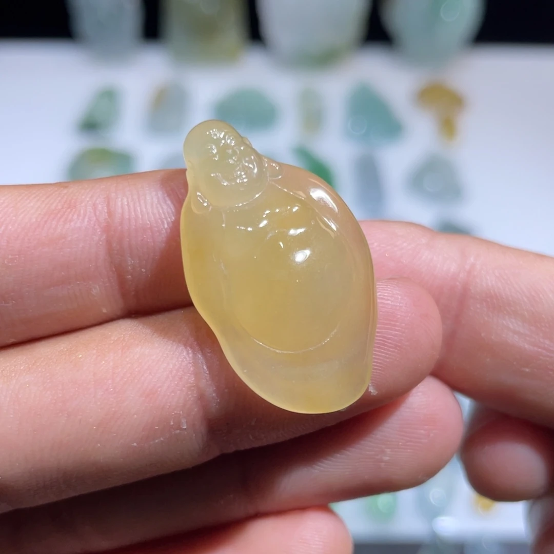 颈饰未镶嵌翡翠逍遥佛