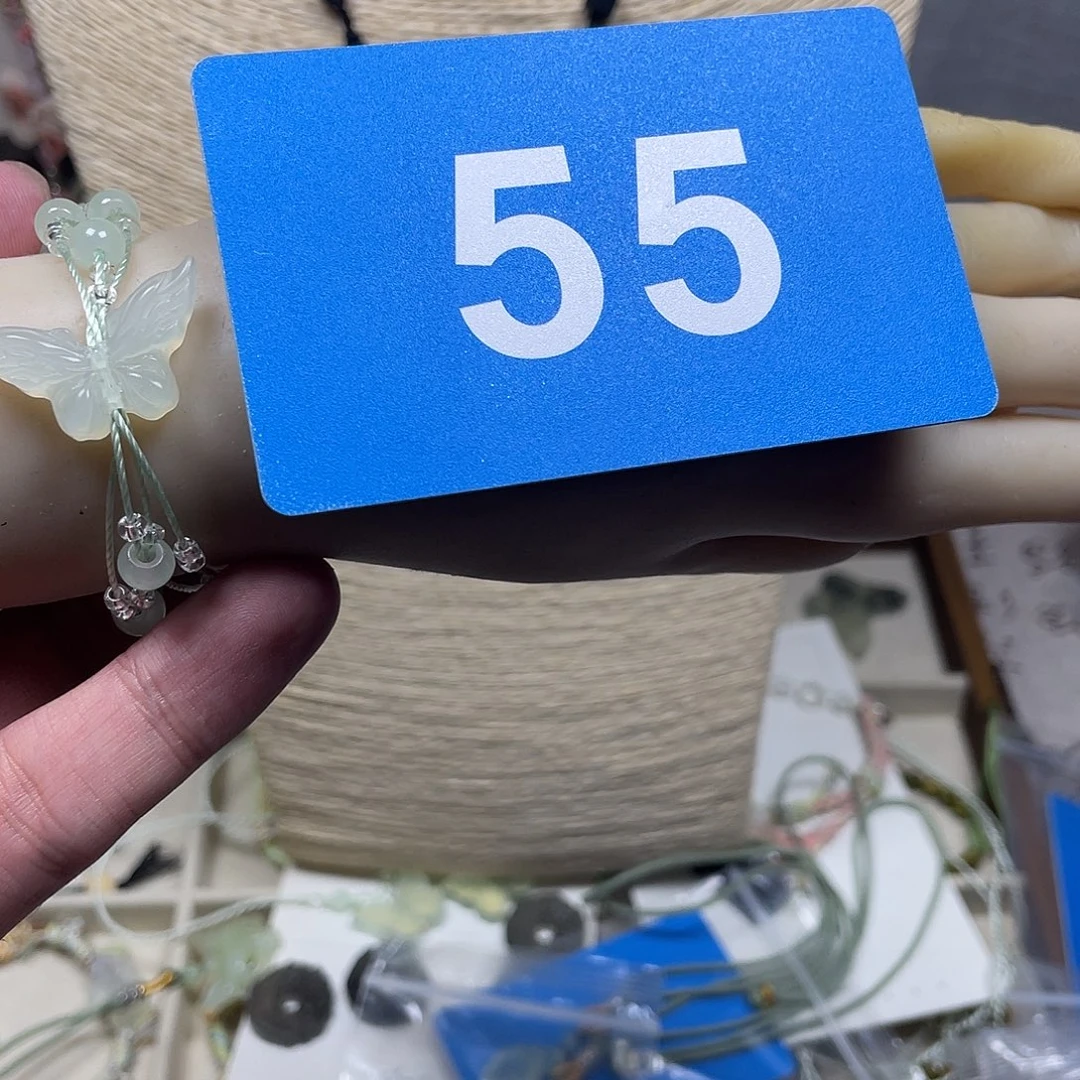 我***。蛇纹石玉合金颈饰