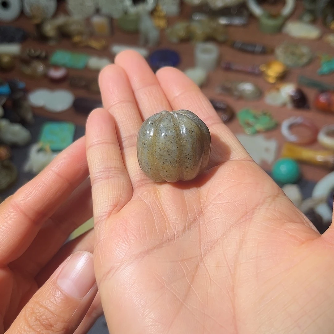 未镶嵌和田玉挂件