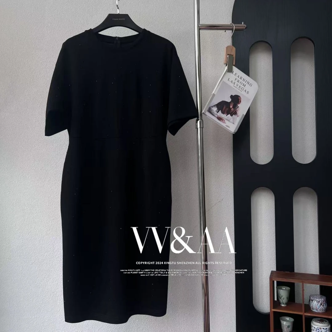VV&AA “独星 ”亮钻显瘦圆领黑色长款小黑裙 R801