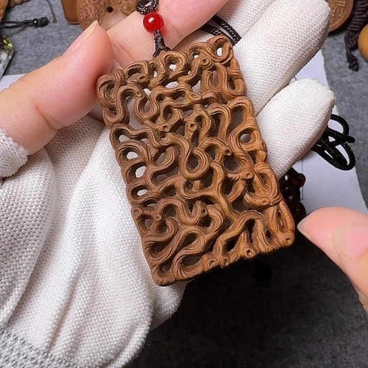 手串/手链檀香木老山檀香黑肉雕刻路路通吊坠