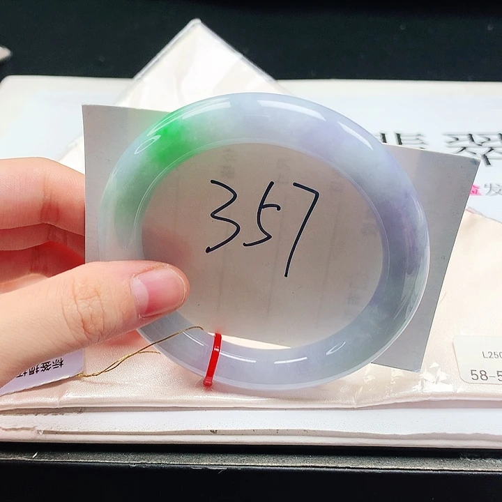 翡翠手镯（圆镯）未镶嵌缅甸天然a货手镯58