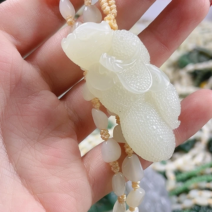 未镶嵌和田玉挂件