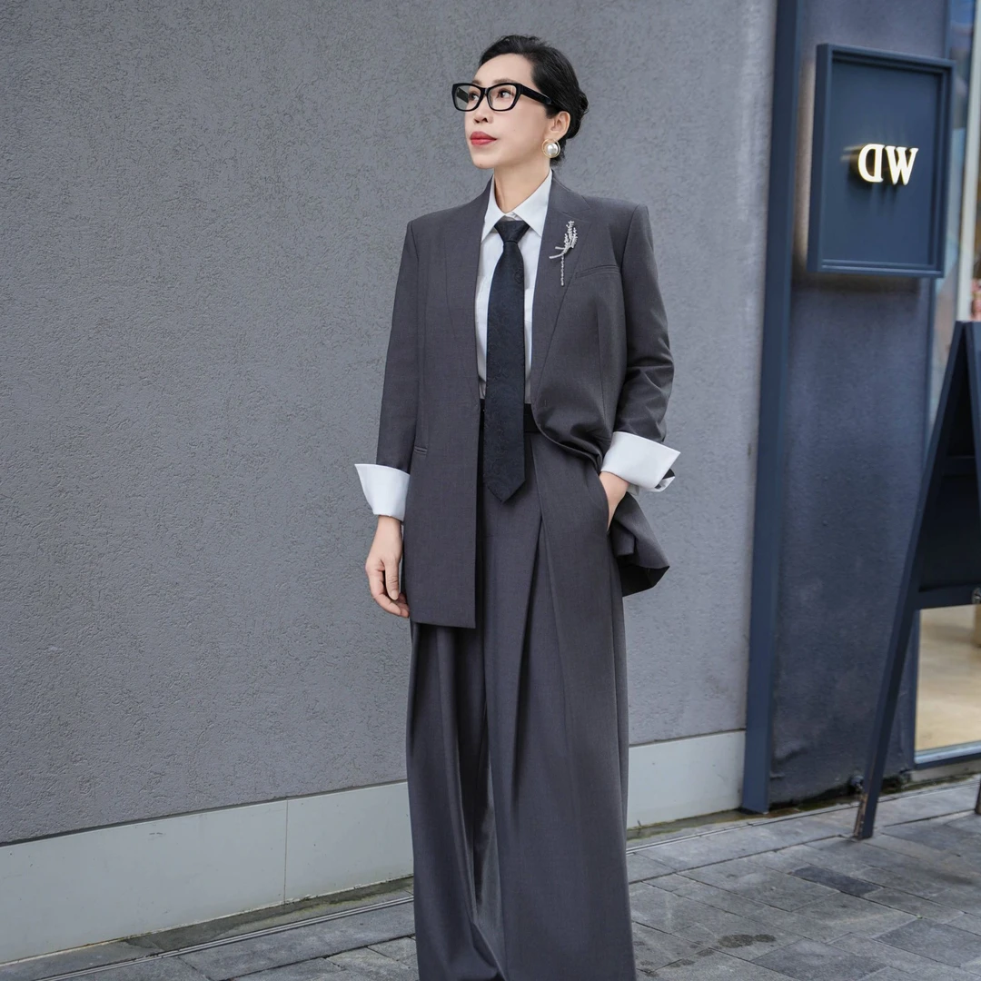 琴老板爱品纱【职场女帝】设计师轻奢百搭舒适柞蚕丝西装E6SJ615BET