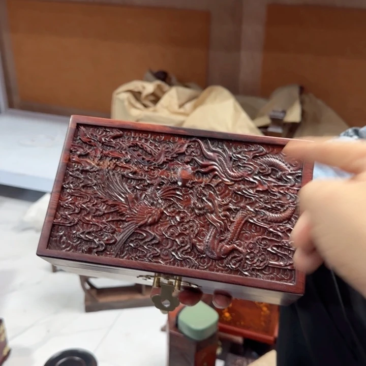 琉璃手工艺品红木工艺品