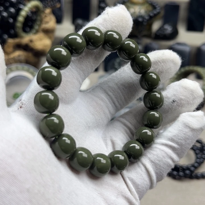 和田玉（糖玉）未镶嵌颈饰