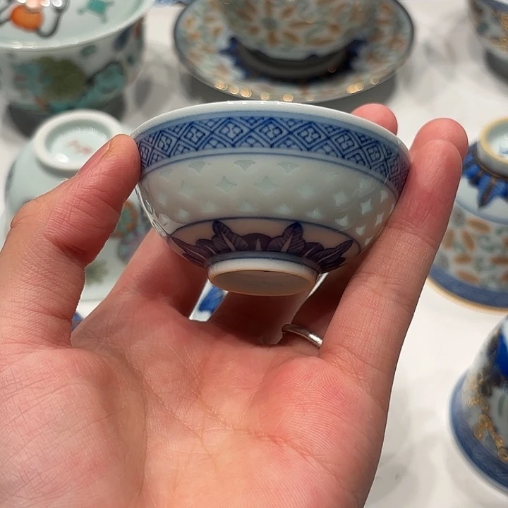 景德镇陶瓷杯子的
