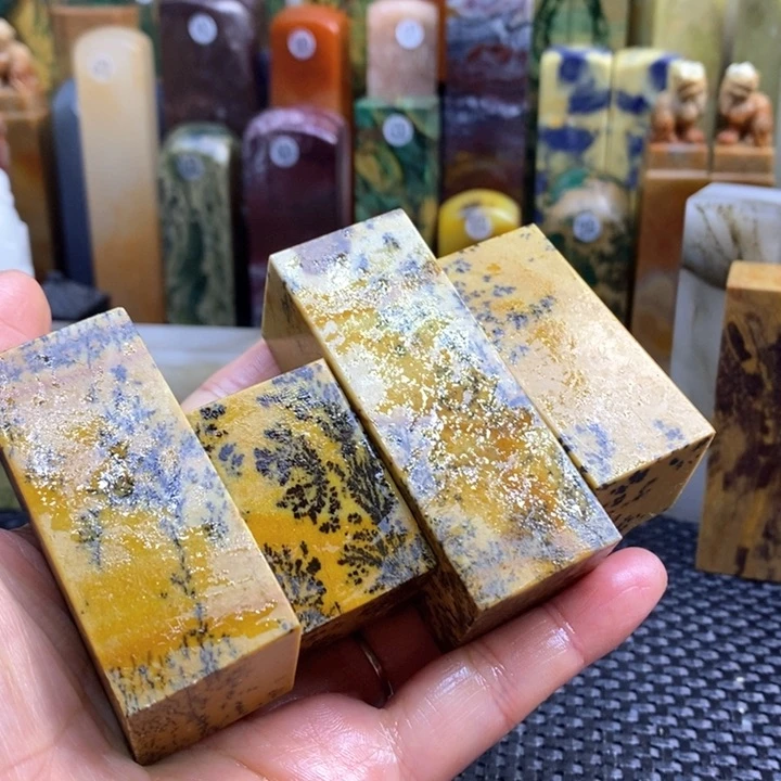 云南石无*人青田石印章石