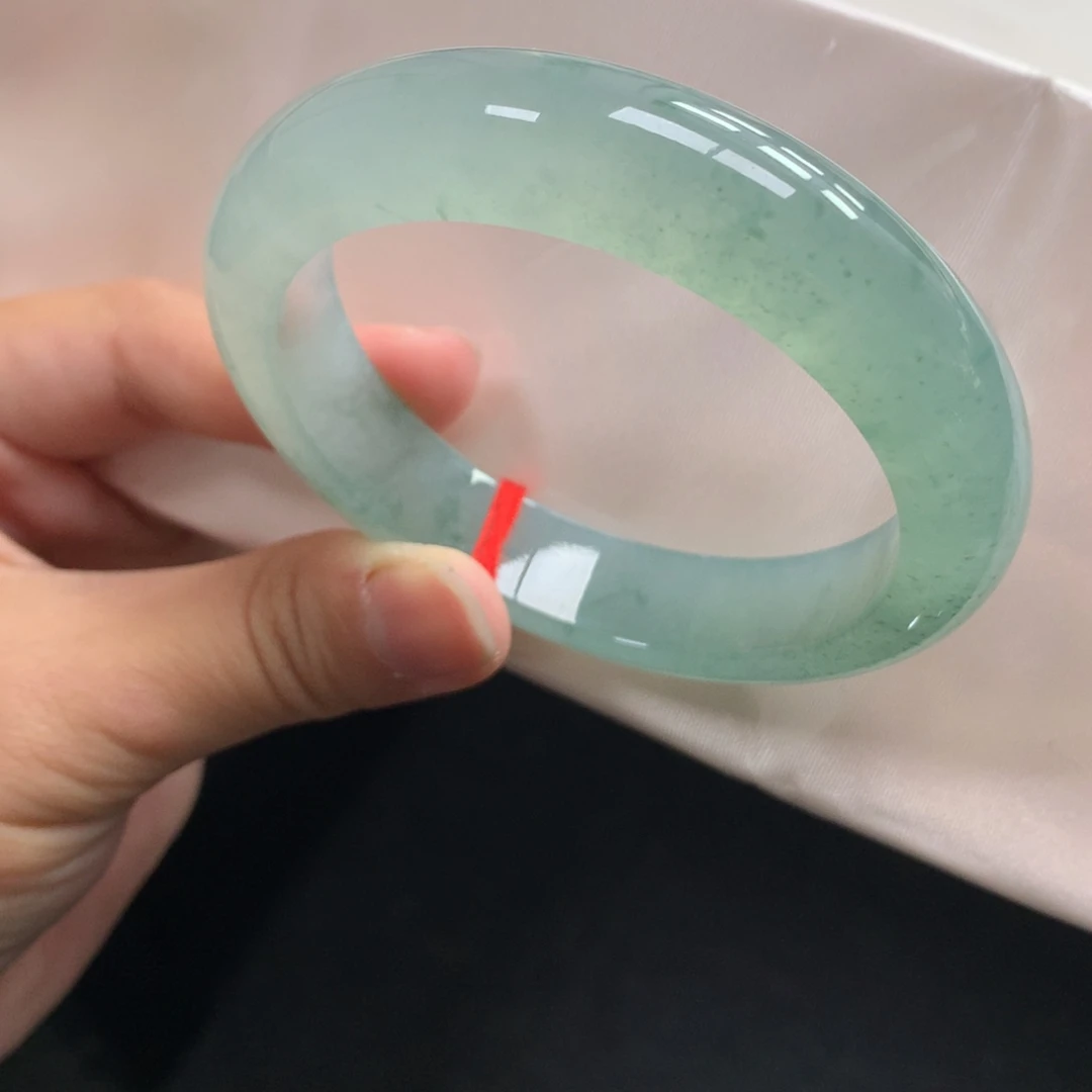 翡翠未镶嵌手镯56号56泥鳅背渐变气泡雪花棉（完美0包容）主播严选