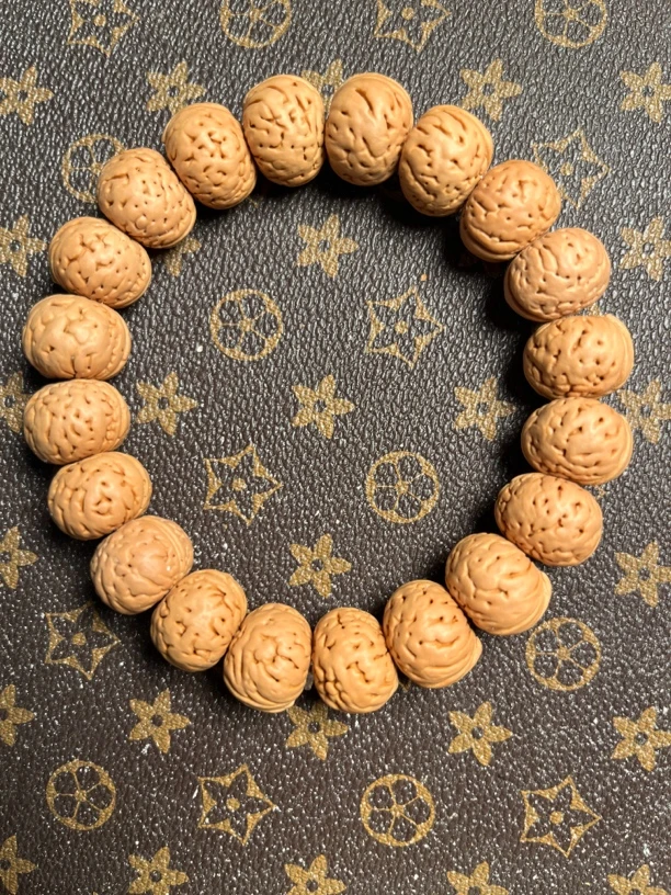 桃核手串原皮原色(老树王纽扣)（15m~15+m）