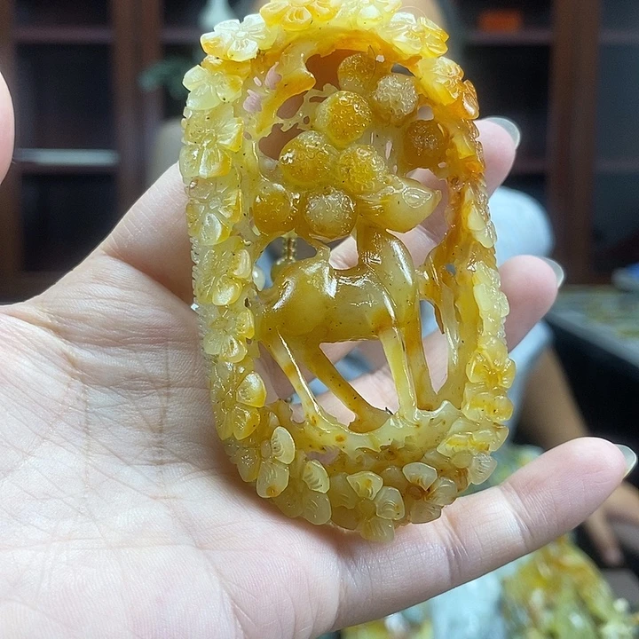 未镶嵌蛇纹石玉颈饰