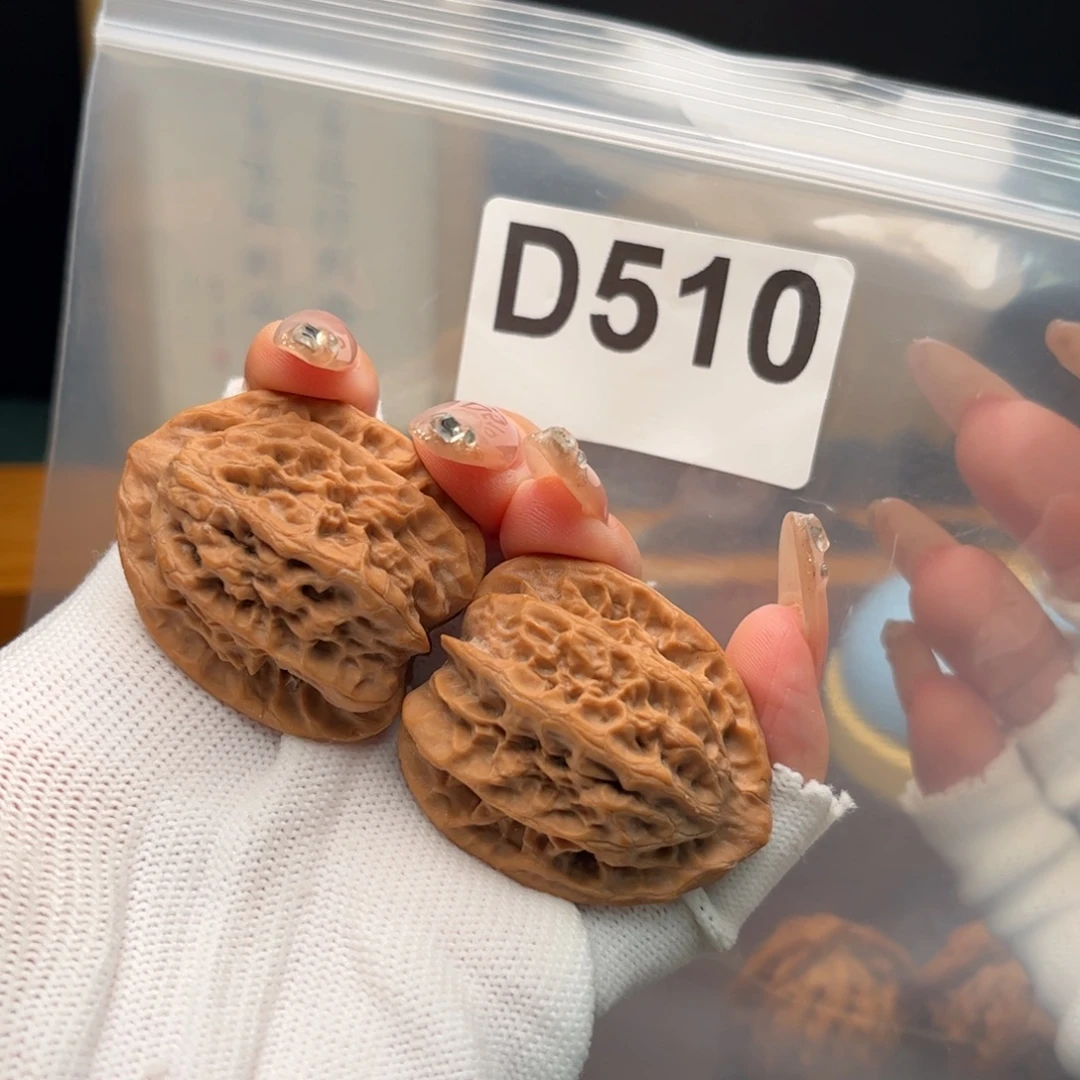 文玩核桃把件36左右佛度d510