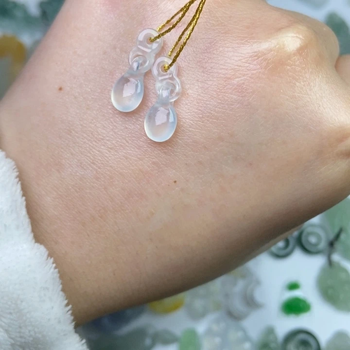 定制翡翠未镶嵌耳饰