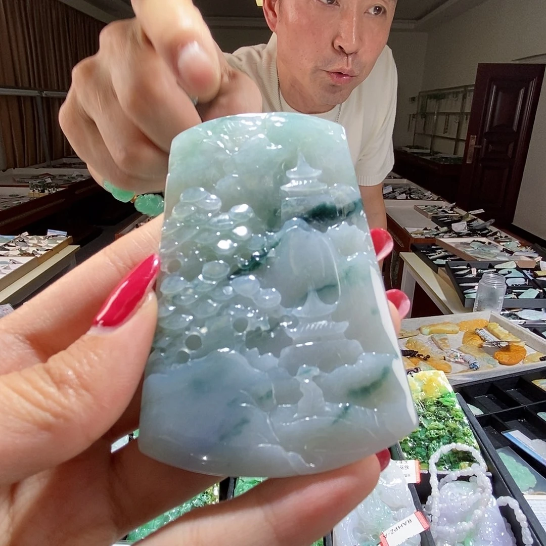 翡翠未镶嵌颈饰翡翠