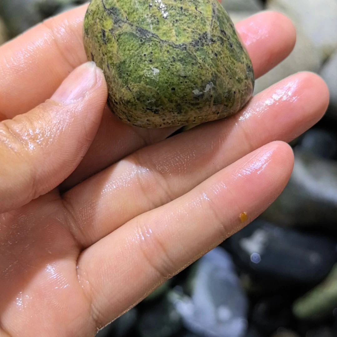 石材飘*藏玉药王石原石一个