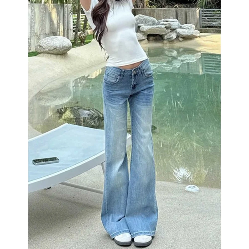 美式复古冰蓝色微喇牛仔裤女2025夏季宽松显瘦小个子直筒喇叭裤子