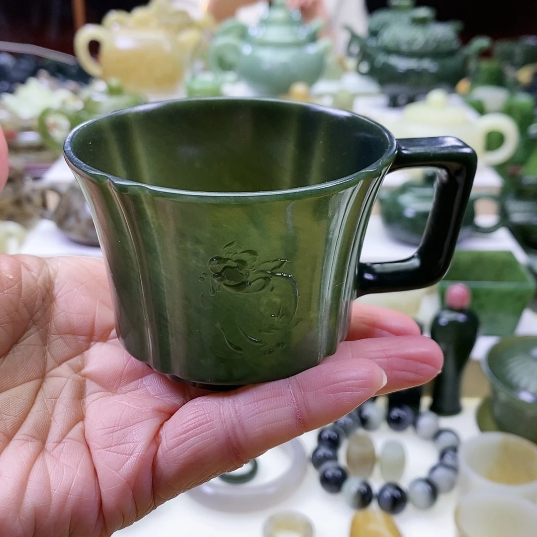 和田玉茶杯未镶嵌