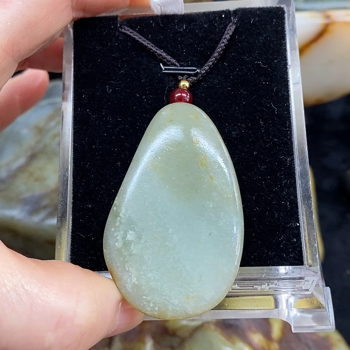 和田玉（糖玉）未镶嵌挂件