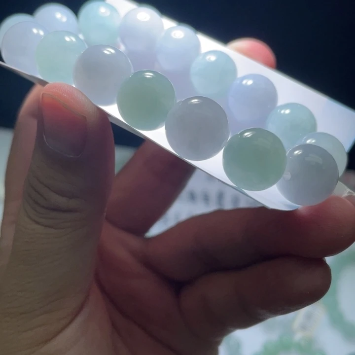 未镶嵌定制翡翠翡翠卡13