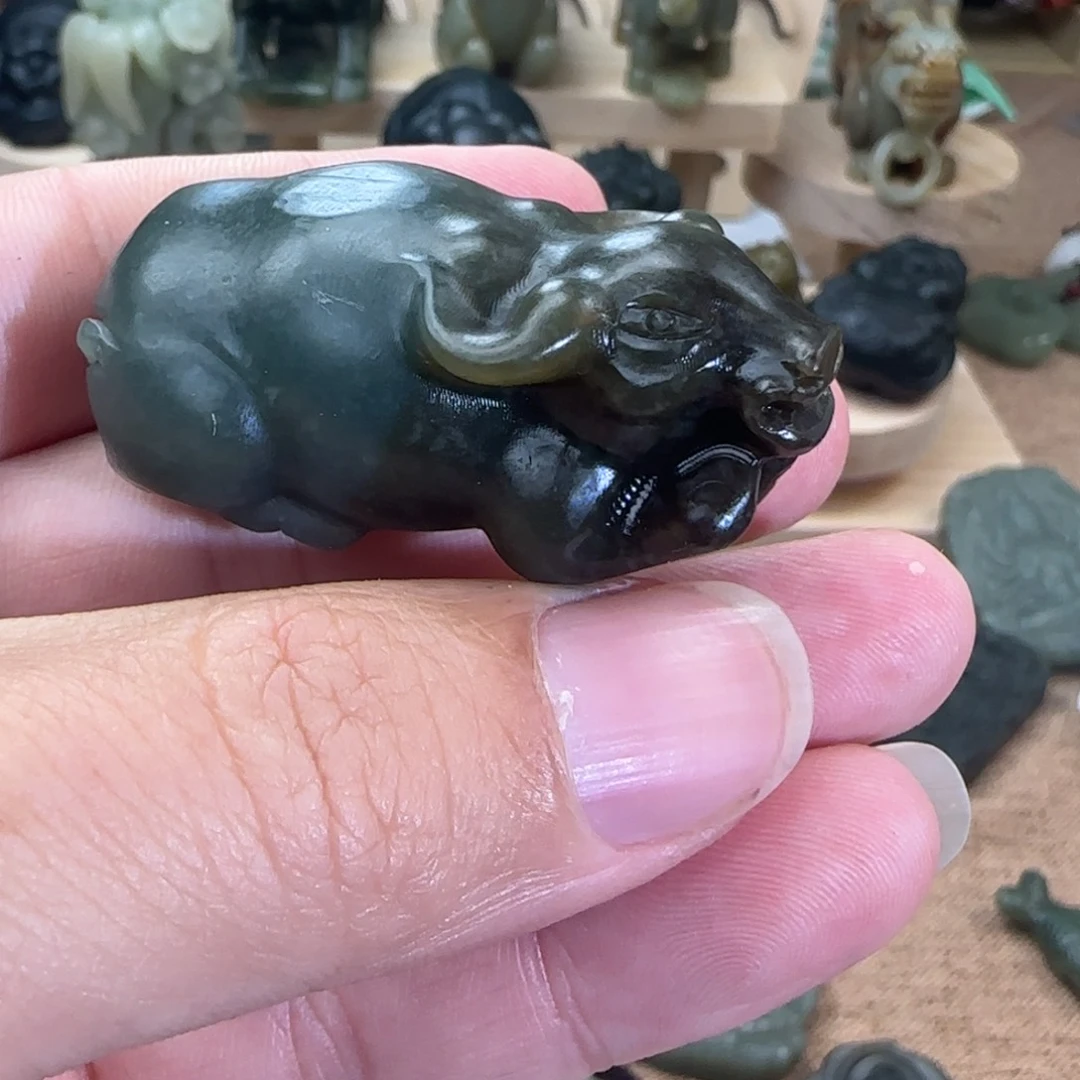 和田玉未镶嵌挂件