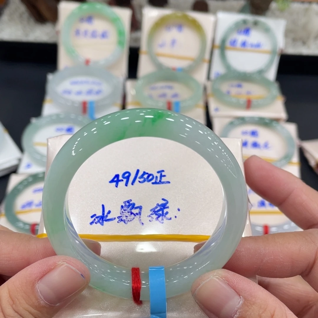 未镶嵌手镯翡翠缅甸翡翠天然翡翠