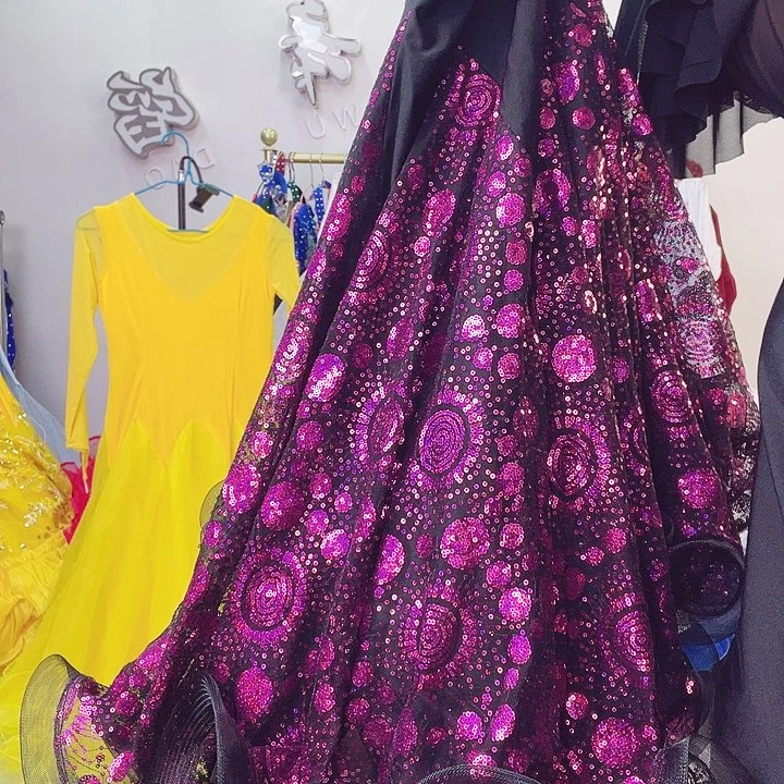 交谊舞的舞蹈动作和动作