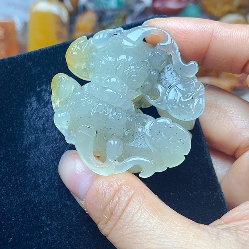 【闪购商品】未镶嵌石英质玉（黄龙玉）颈饰