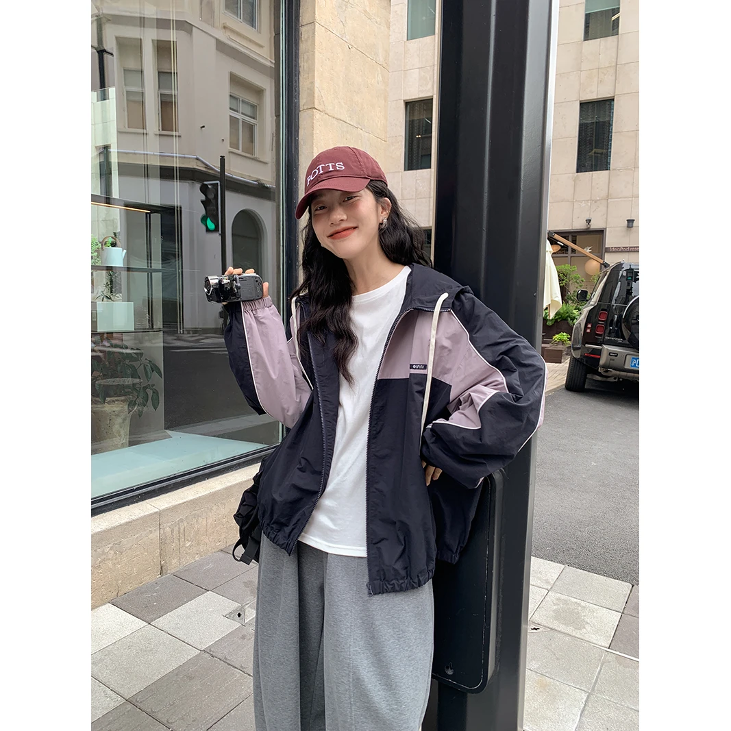 撞色拼接连帽冲锋衣外套女2025新款巨好看上衣DS12854