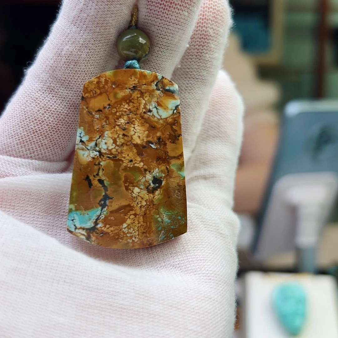 未镶嵌绿松石珠宝奇石