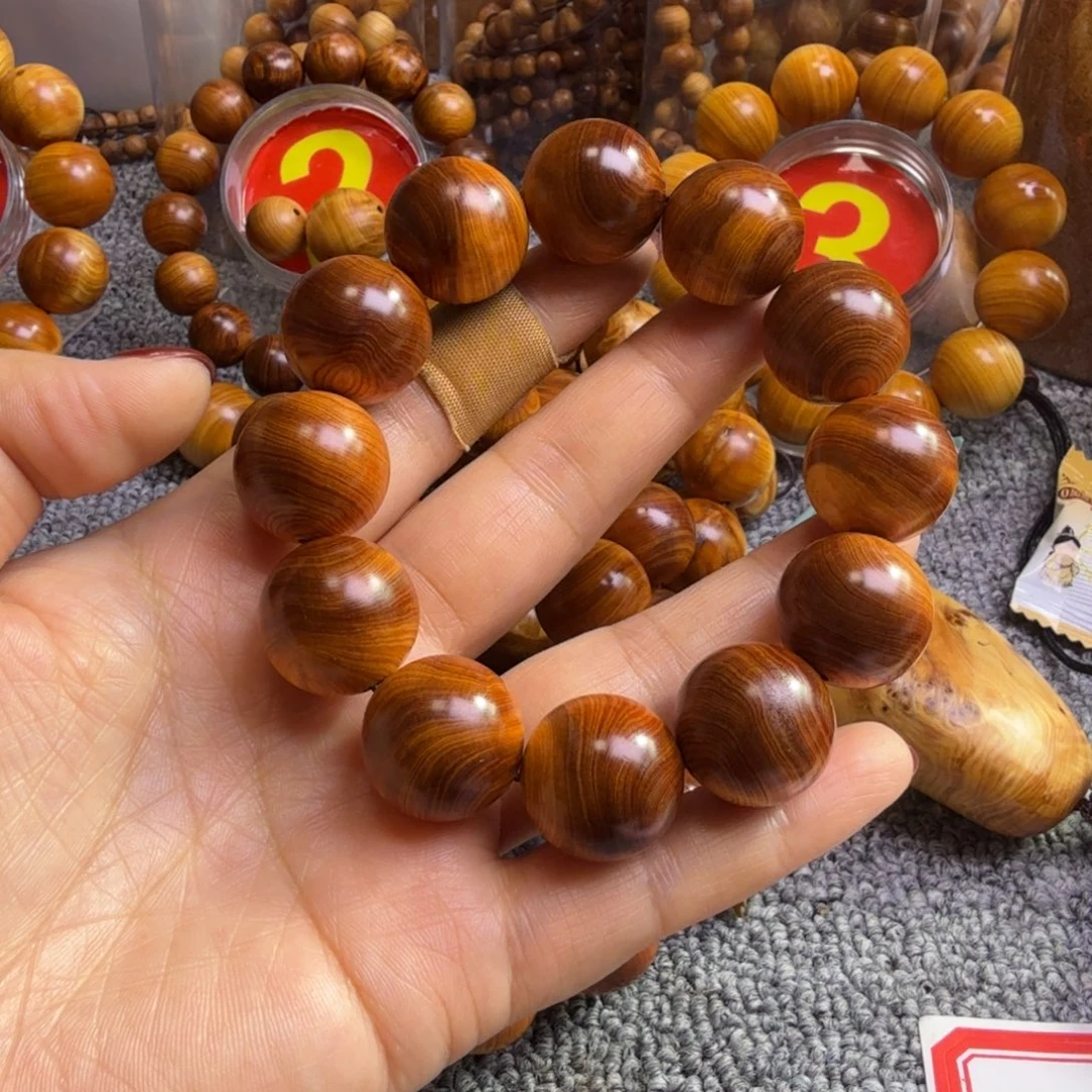 国***伟崖柏太行崖柏2.0红油骨料