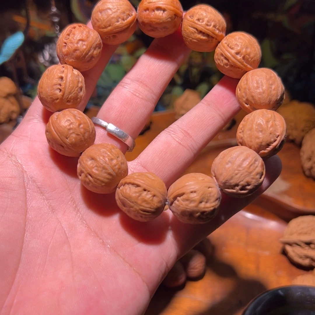 文玩核桃吊坠20和尚头一条