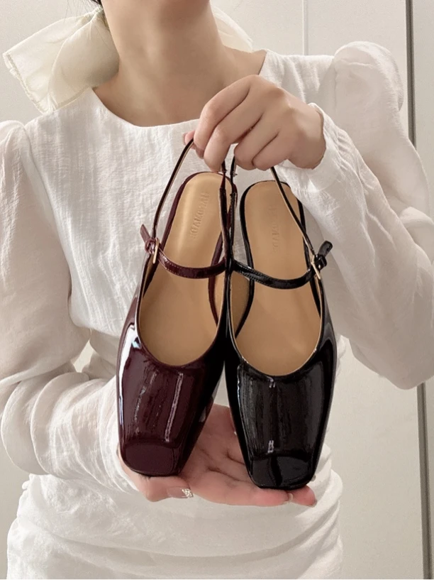 77简约百搭时装后空凉鞋复古一字带浅口单鞋方头低跟包头凉鞋单鞋