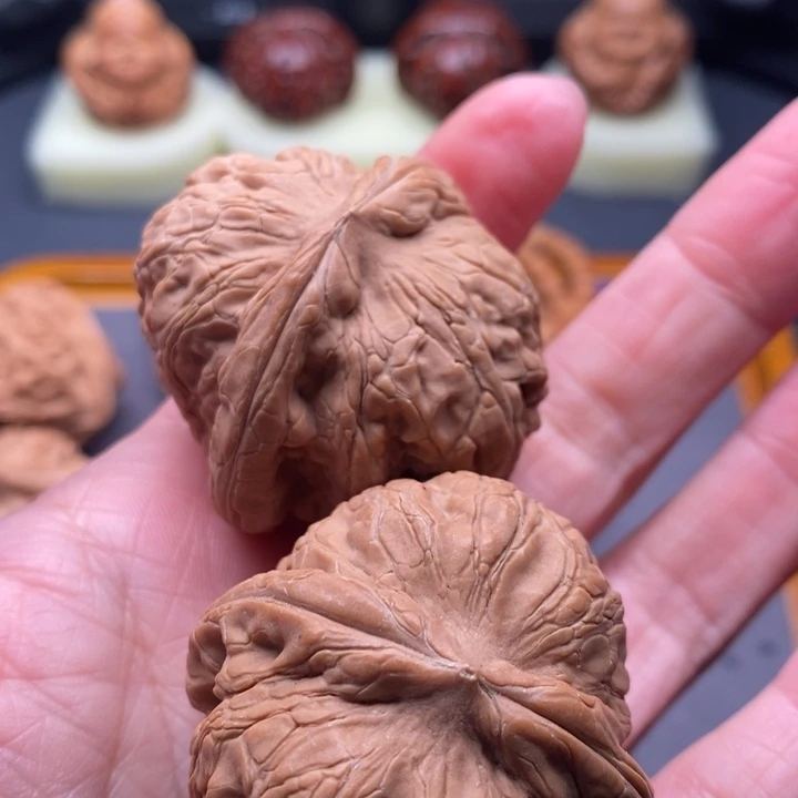 文玩核桃把件司****斋元宝