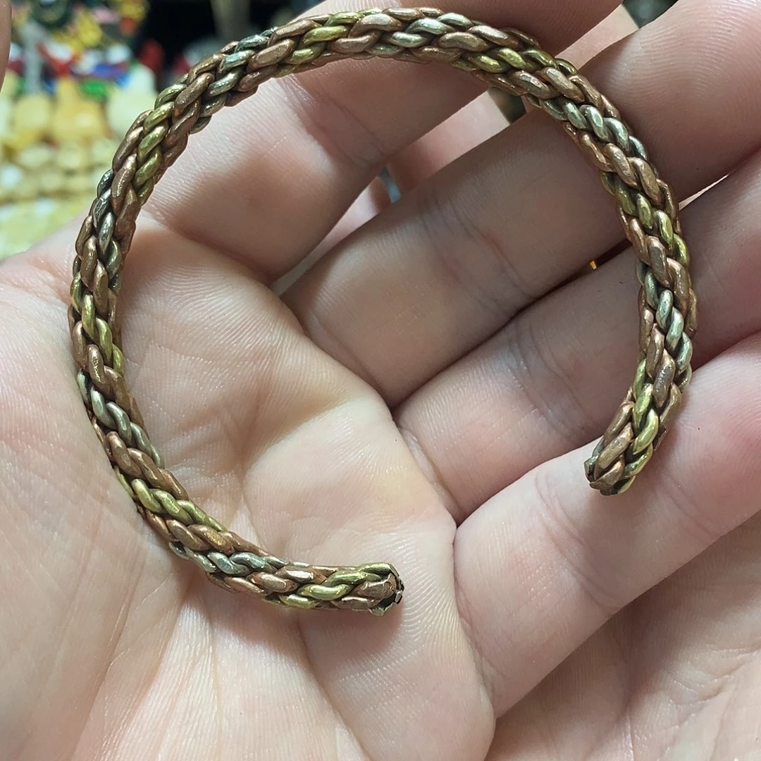 铜铁合金类三色手镯哈哈哈哈