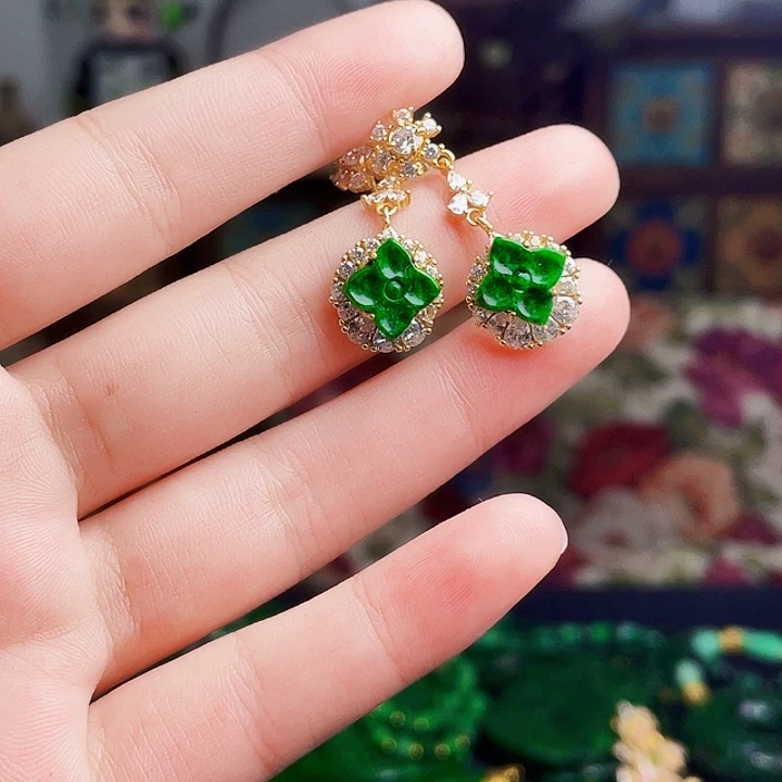 翡翠银S925镶嵌颈饰多样性