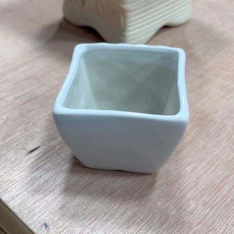 陶瓷满9包邮都是福利花盆