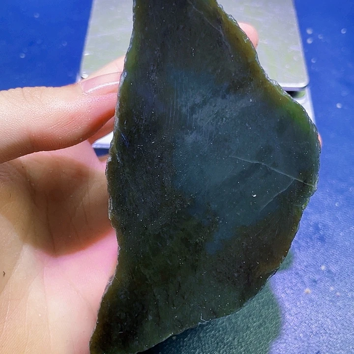 未镶嵌和田玉（糖玉）珠宝半成品