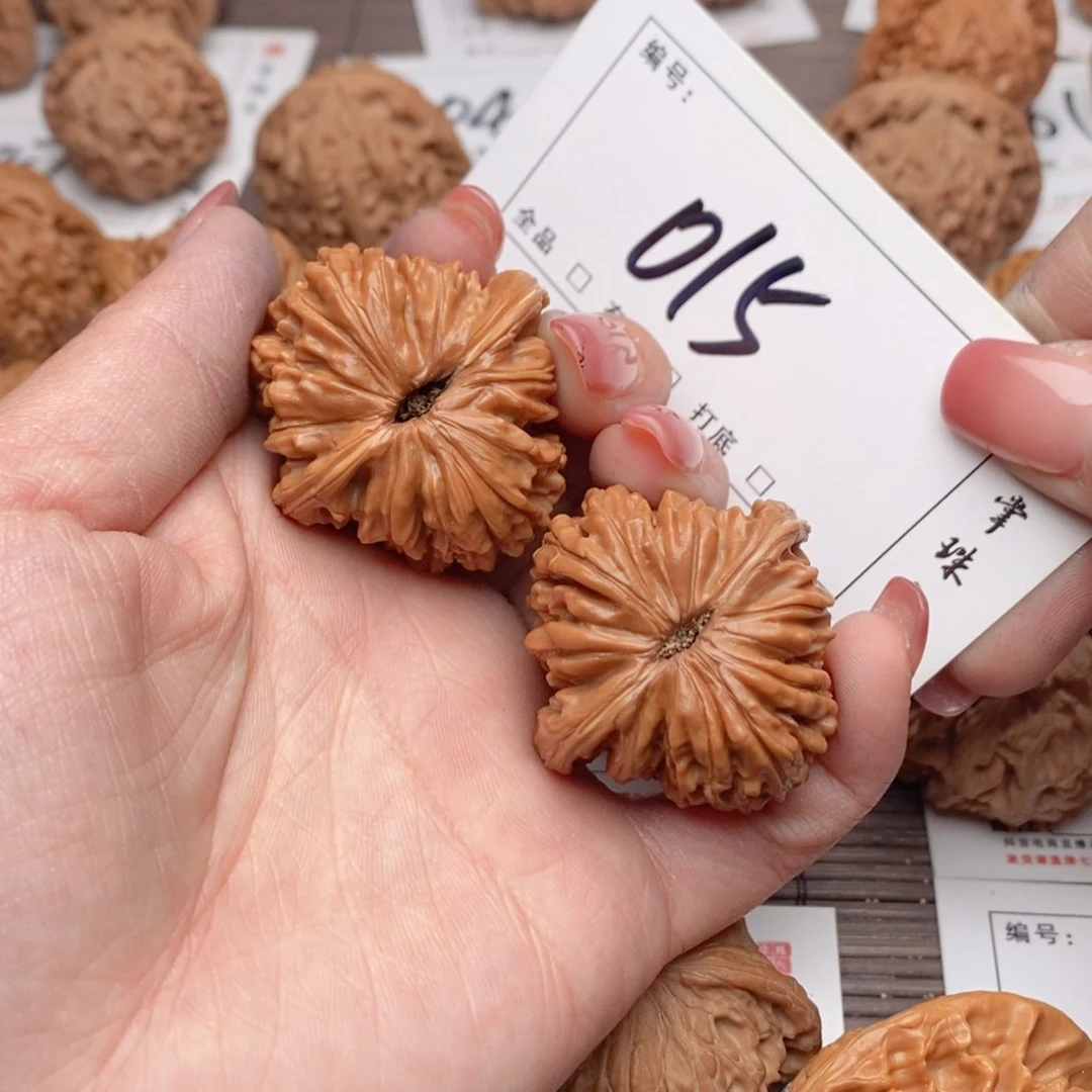 文玩核桃吊坠38楼子015