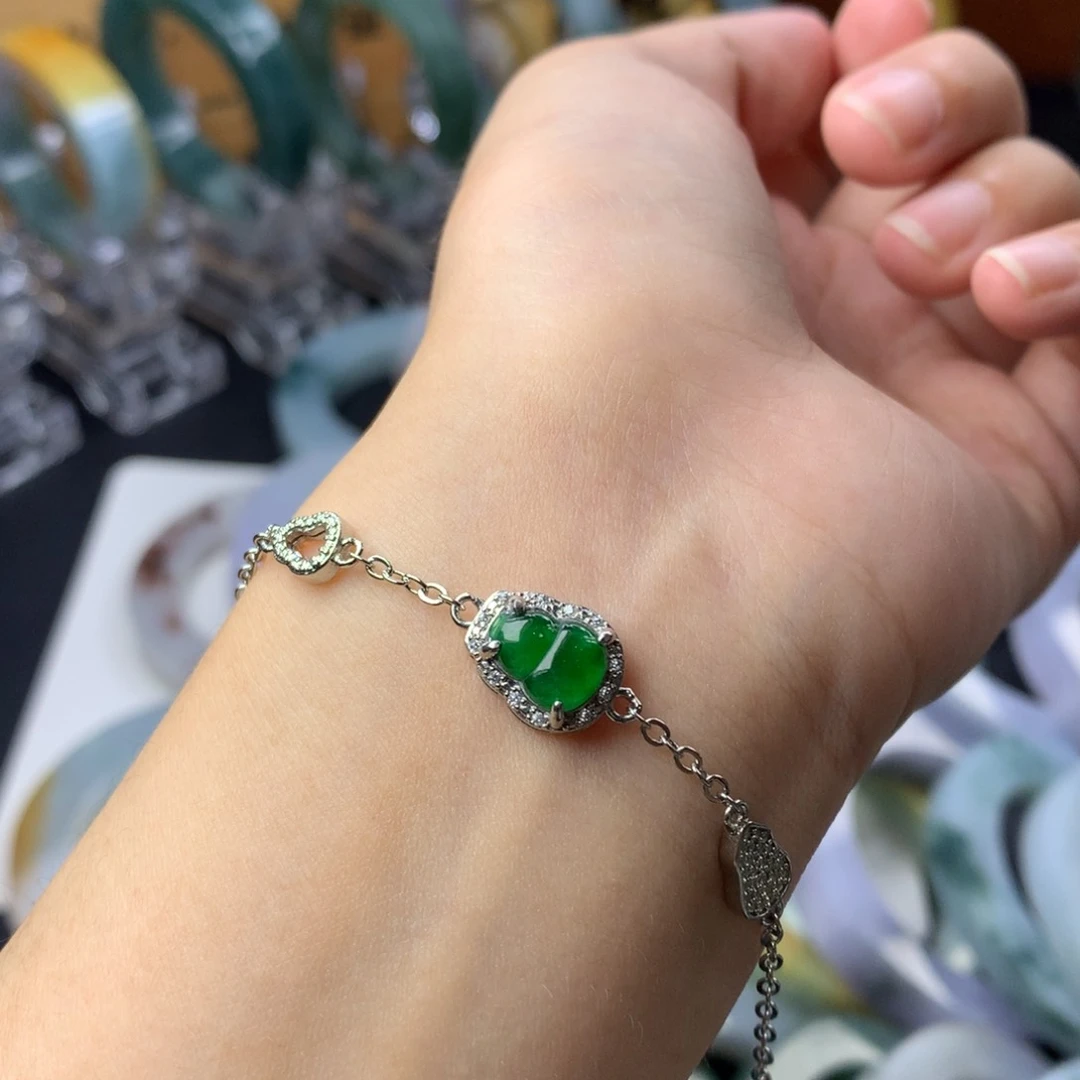 未镶嵌手链翡翠多样性