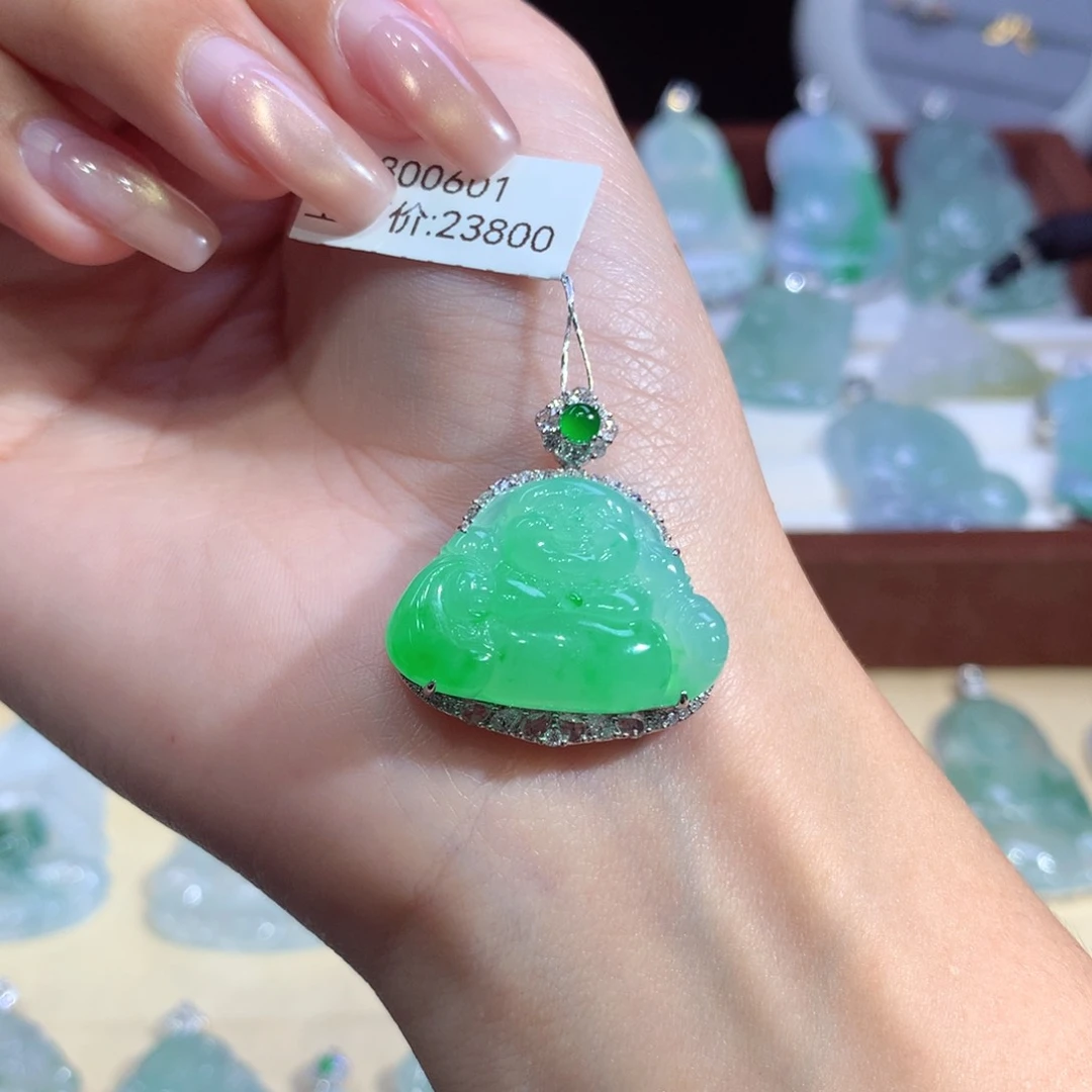吊坠(不含链)18K金镶嵌翡翠