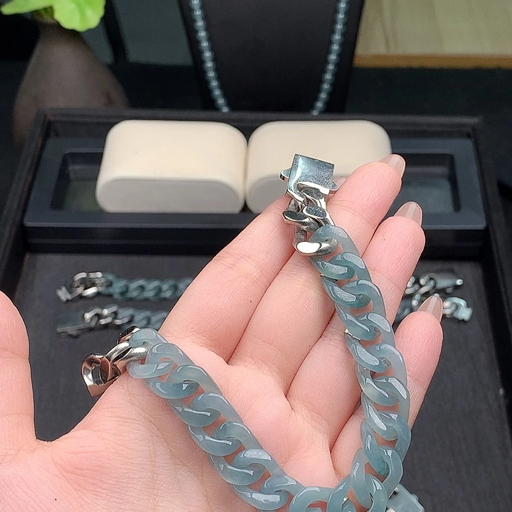 恒***部定制翡翠未镶嵌多样性发货666666666