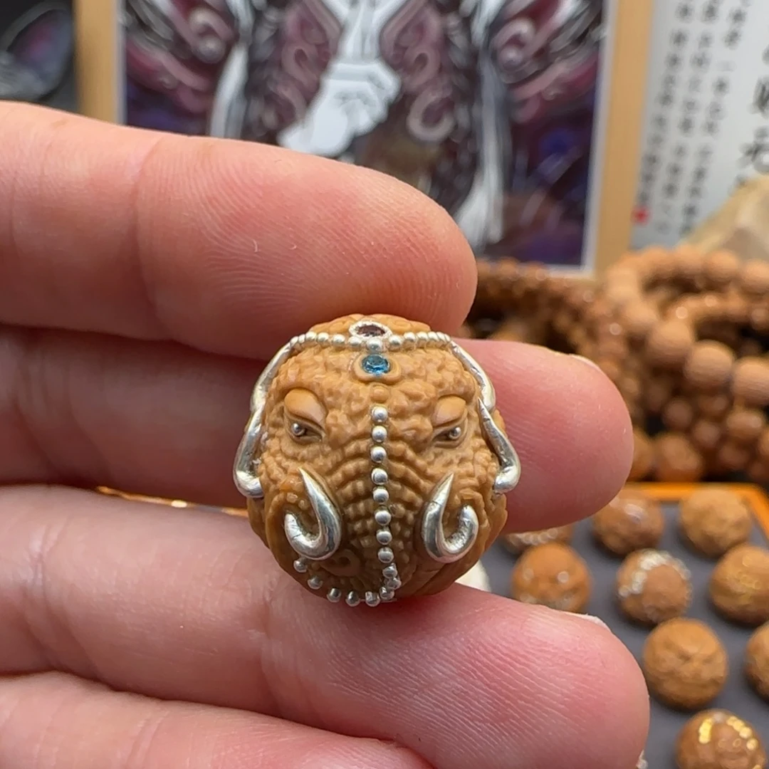 猴头核桃吊坠象神