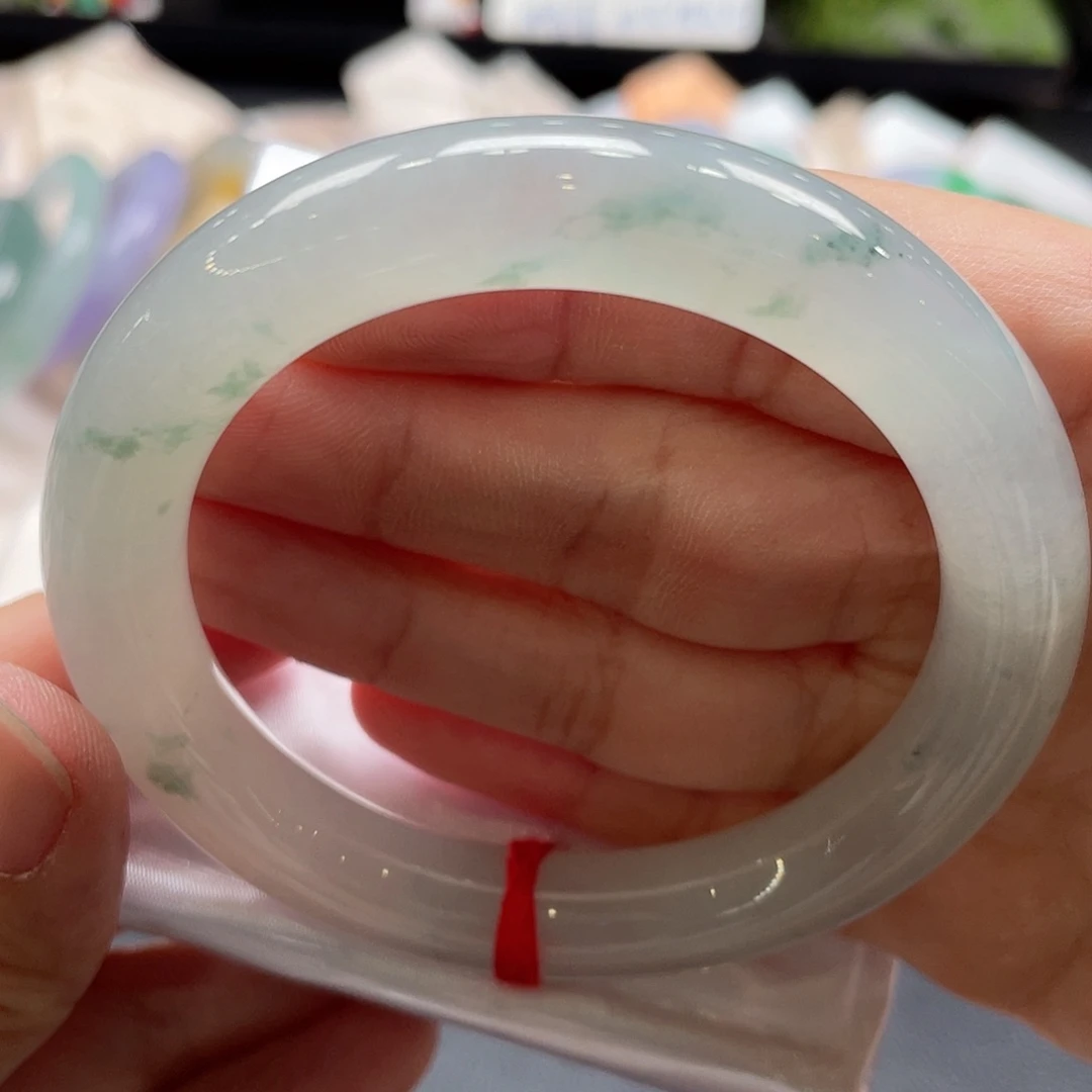 翡翠手镯未镶嵌丹****854.4圆