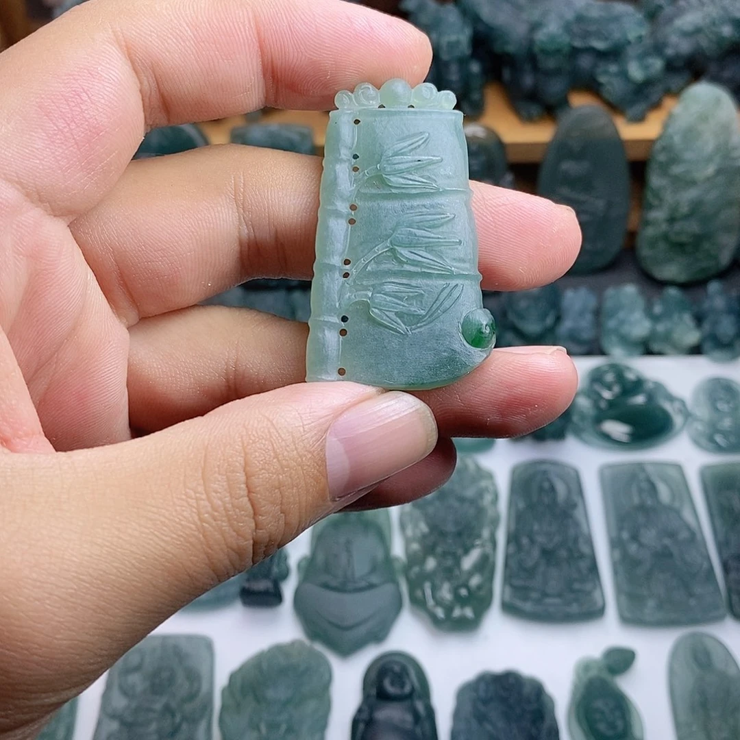 定制翡翠未镶嵌竹节