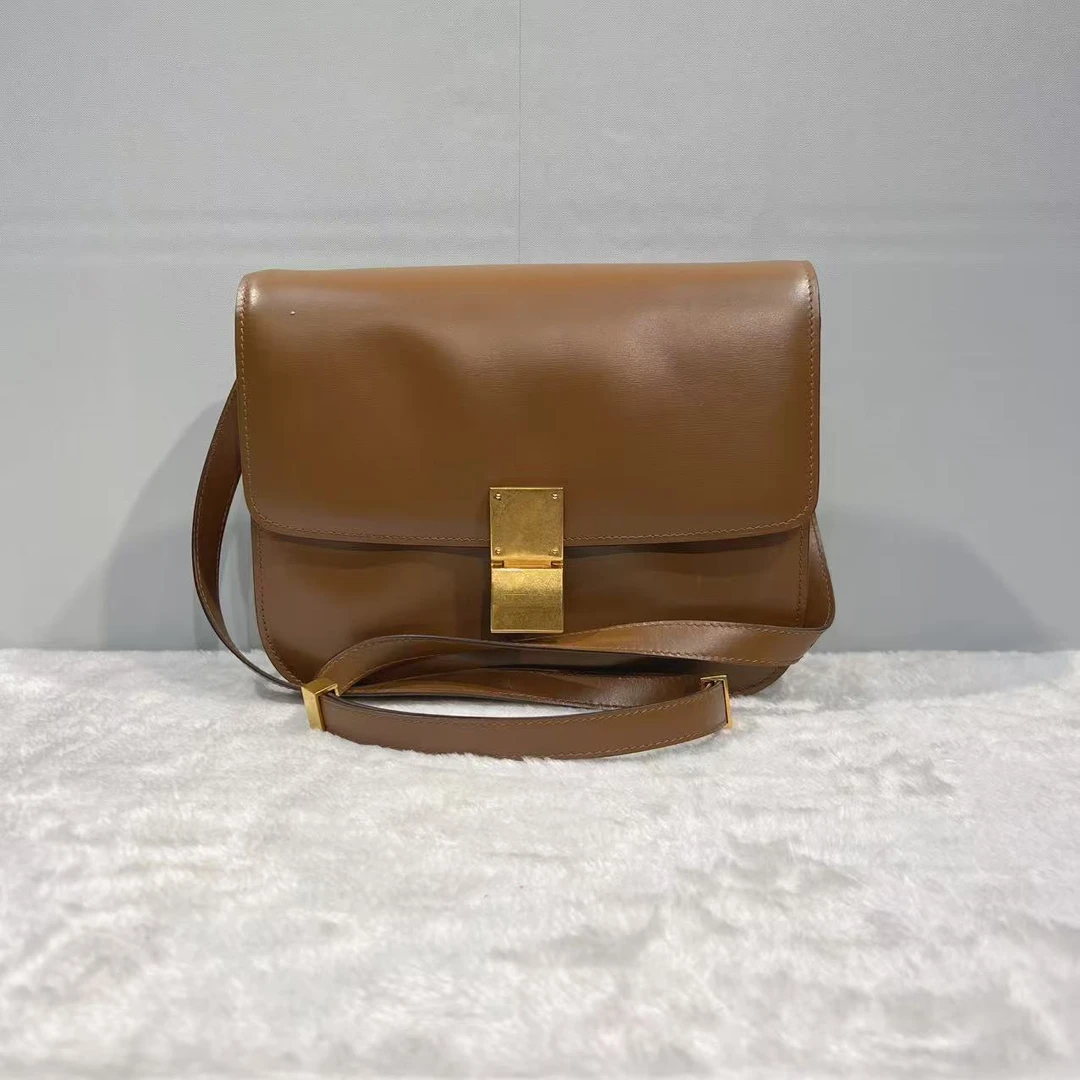 95新 Celine/思琳 棕色中号BOX斜挎包