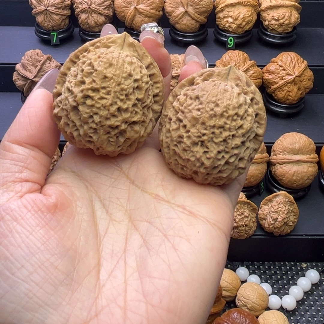 吊坠文玩核桃铁狮子