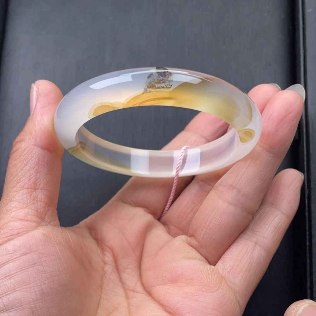 玛瑙/玉髓手镯未镶嵌金*