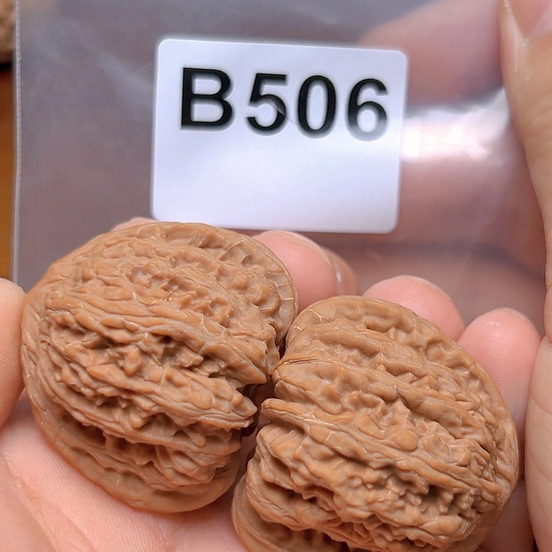文玩核桃吊坠39密纹
