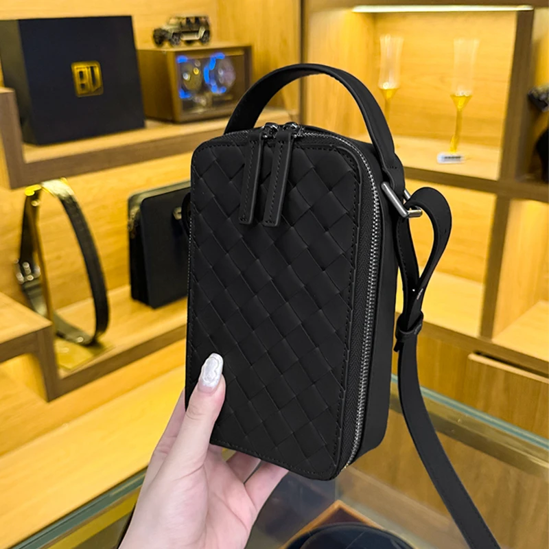 BV头层胎牛皮手工编织新品手机包单肩斜挎包时尚百搭休闲可手提