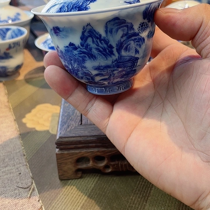 山水薄胎元宝盖碗…